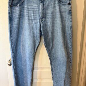Mens Wrangler 40 x 28 Jeans